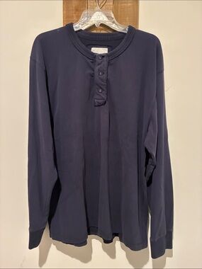 Country Road Men's Navy Long-Sleeve Henley